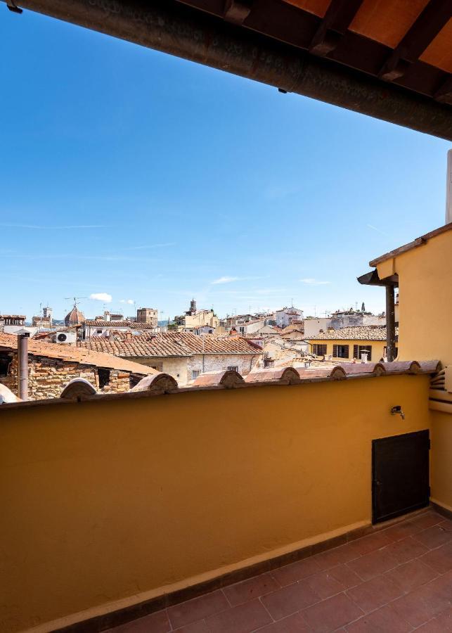 Sdrucciolo Dei Pitti Fourth Floor Apartment Florence Luaran gambar